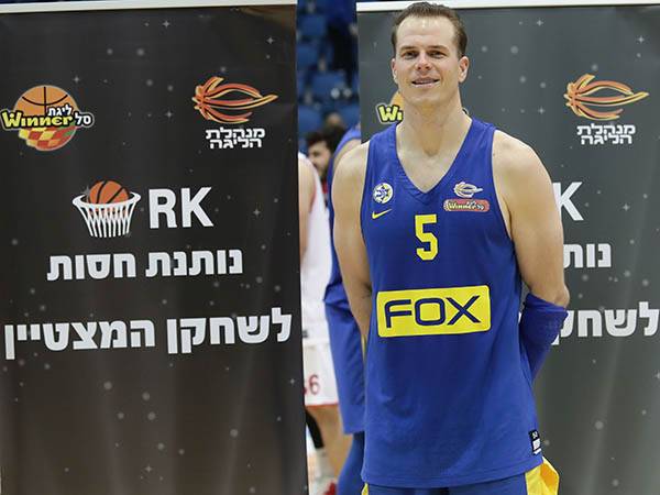 רול בדרך החוצה (מנהלת)