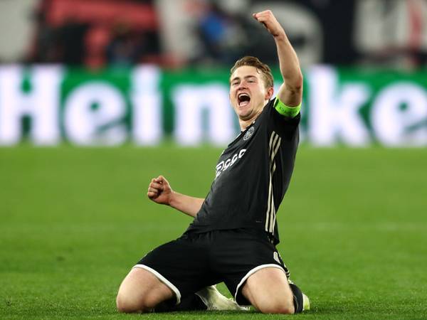 העדיף את יובה על בארסה. דה ליכט (getty)