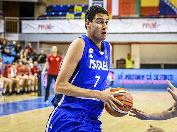 הישג גדול לנבחרת של אהרוני (באדיבות איגוד הכדורסל)