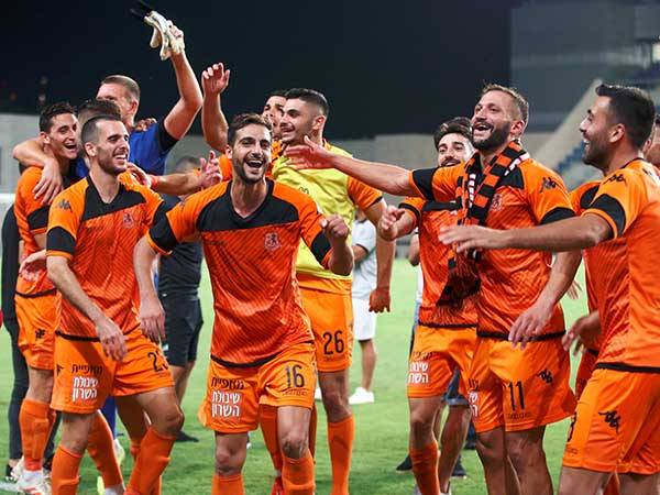 בני יהודה. הוסיפה ניקוד (אלן שיבר)