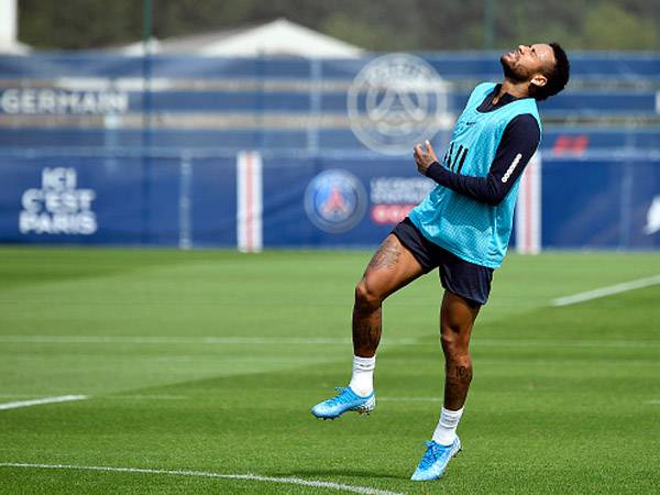 ניימאר. השאיר הריסות מאחוריו (Getty)