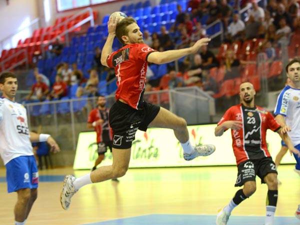 סהר שחק בדרך לניצחון רביעי העונה. ראשל"צ מושלמת (צילום: גבי אלאלוף)