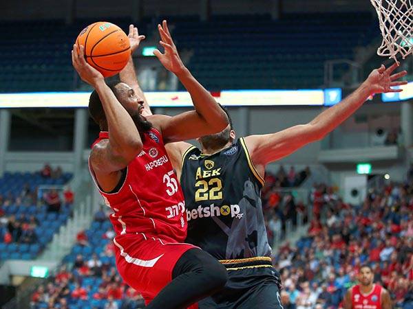 תומאס. חוזר לעניינים לאט לאט (אלן שיבר)