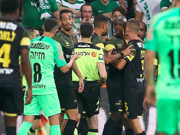 קונטה לאחר התקרית (צילום: אלן שיבר)