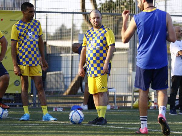 "ספיישל מכבי" (באדיבות מכבי תל אביב)