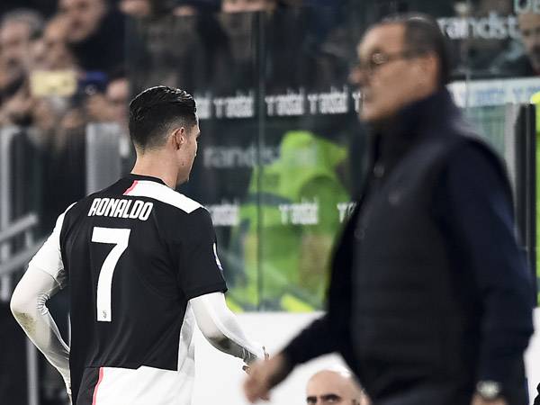 רונאלדו במהלך החילוף. מבחינתו, הכל תקין (Getty)