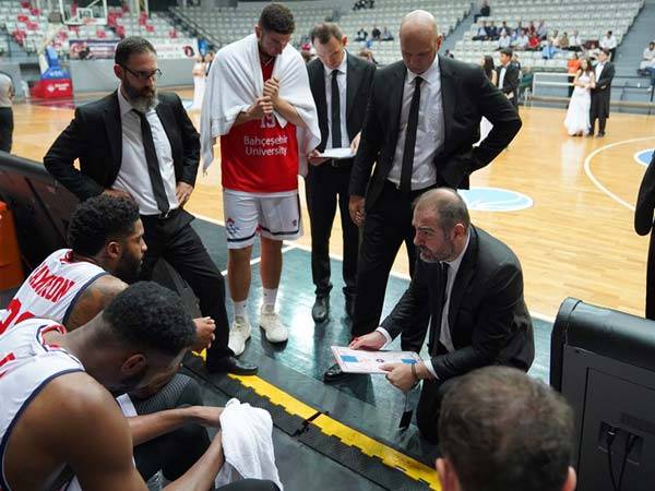 הודח ע"י נהריה ב-2017 (FIBA)