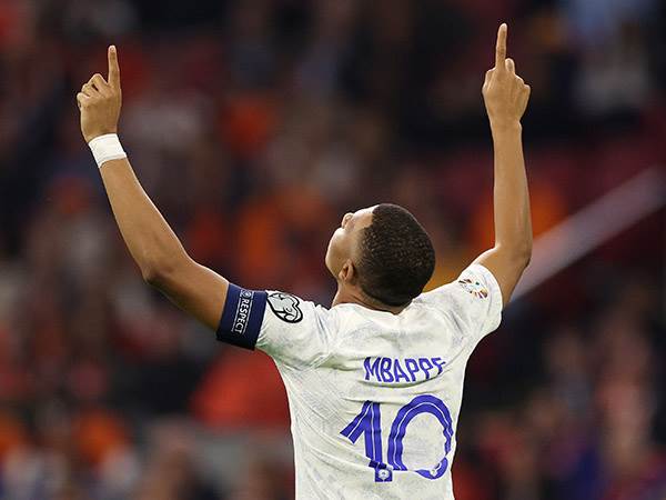 (Dean Mouhtaropoulos/Getty Images)