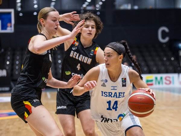 (FIBA)
