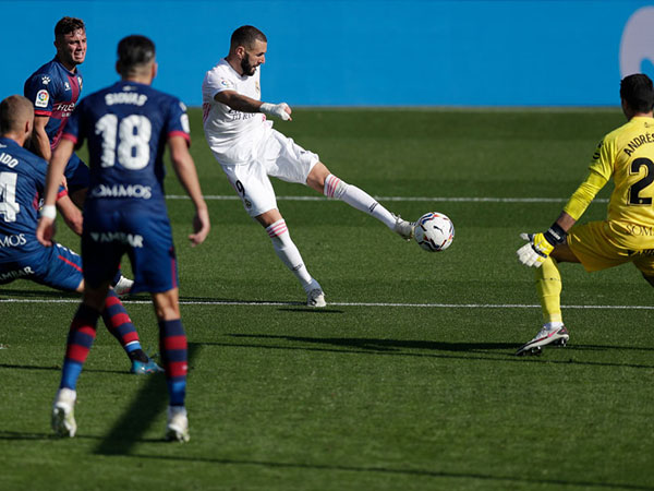 שער ובישול לאוסף. בנזמה (GETTYIMAGES)