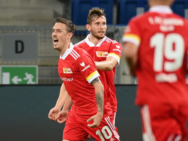 קרוסה בלט עם שער ושני בישולים (GETTY)