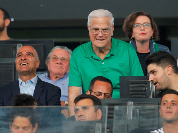 גם שחר לא הצליח להסתיר את התרגשותו (אלן שיבר)