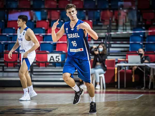 ציפר. פשוט לוהט (FIBA)