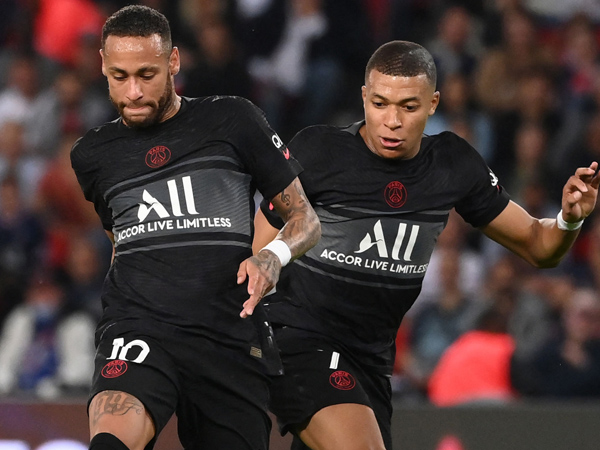 לא מחייכים כמו בעבר (GETTY)