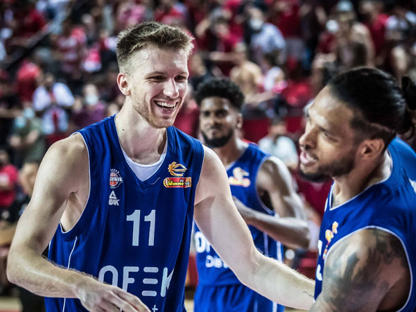 הכחולים הם אלה שחזרו מחויכים (מנהלת הליגה)