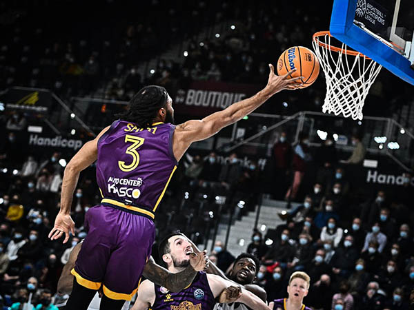 סמית'. האיש של חולון במחצית השנייה (FIBA)