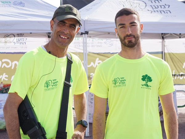 לזכר חברו. בן זקן