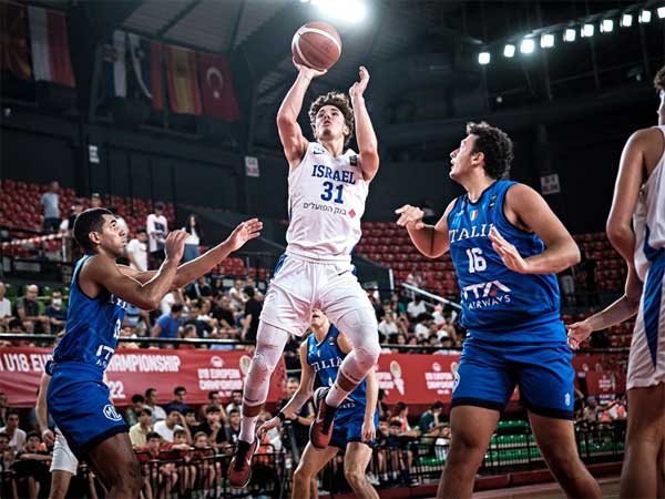 משחק אדיר שלו לא הספיק (FIBA)
