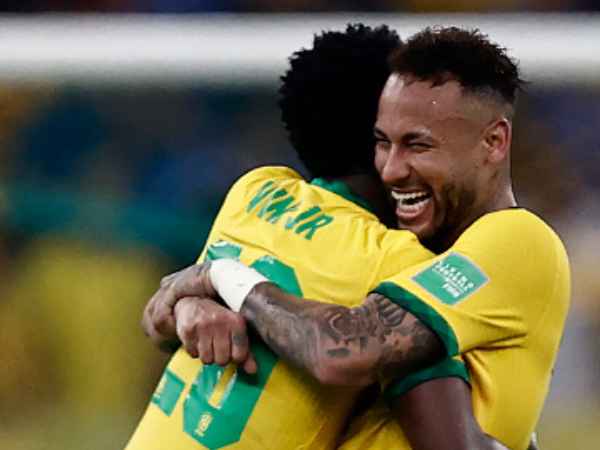 מגיע בכושר, ניימאר עם ויניסיוס (getty)