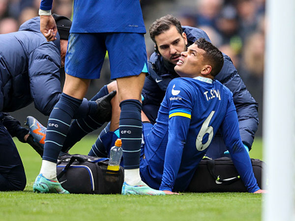 מכה קשה לטיאגו סילבה וצ'לסי (Getty)