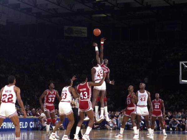Ronald C. Modra/Getty Images