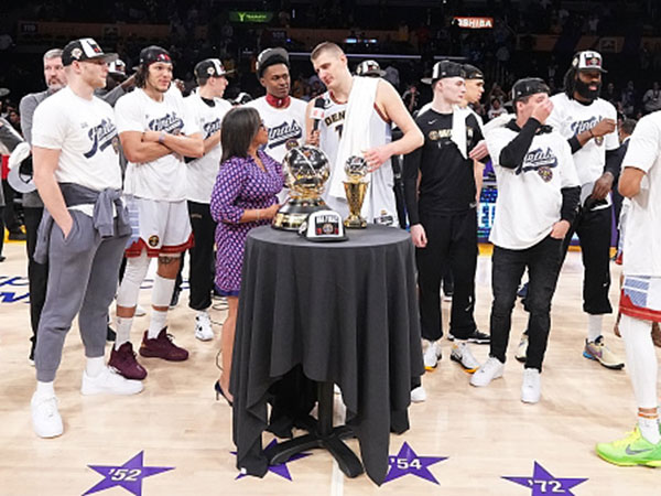 במרחק ארבעה ניצחונות ממציאת זהב (Getty)