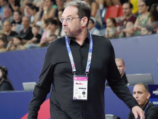 ימשיך בנבחרת הנשים? דרוקר על הקווים (קרדיט: עודד קרני)