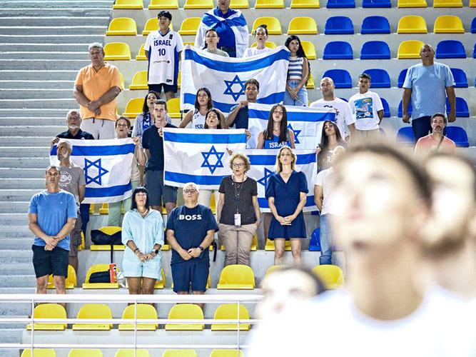 אפשר לחלום בגדול (FIBA)