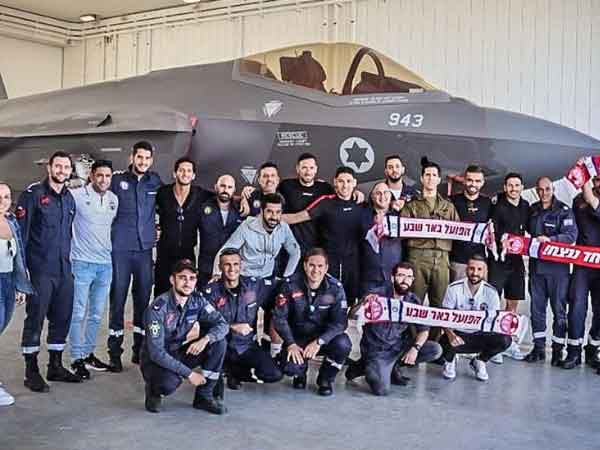 הביקור של ב"ש בבסיס חייל האוויר