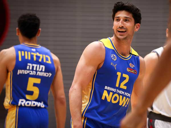 ה-14 ברצף (מאור אלקסלסי)