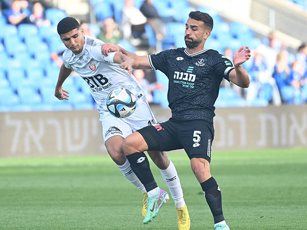 אלעד מדמון. משחק פיזי (ברני ארדוב)
