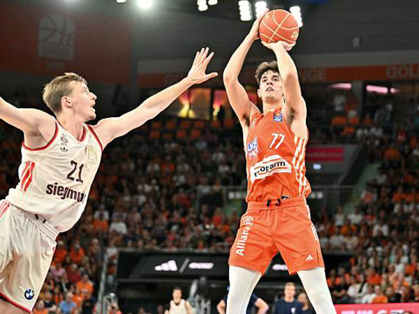 הולכים למשחק חמישי (GETTY)