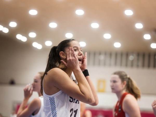 שרביט. כמה קרוב, ככה כואב (FIBA)