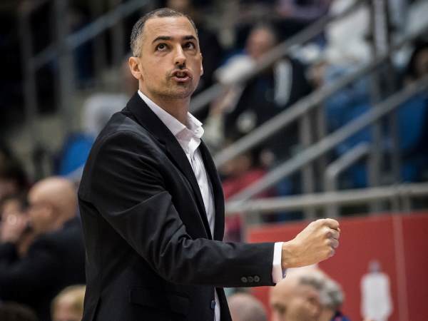 ואורלנד יצא עם הכרטיס לחצי (עודד קרני)