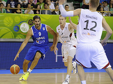 כספי. לא קלעי, לא ממש מנהיג