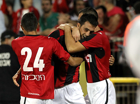 יצליחו לרדת לקרקע? קוראץ' חוגג עם החברים (אלן שיבר)