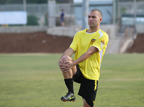 נפיחות בברך. ברוכיאן