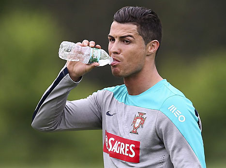 רונאלדו, מדאיג אומה שלמה