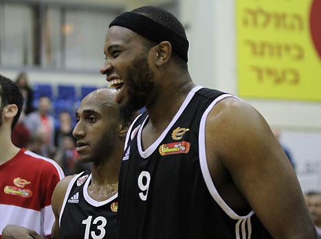 יחייכו גם מחר? רייט וג'ונס (יוסי לזרוף)