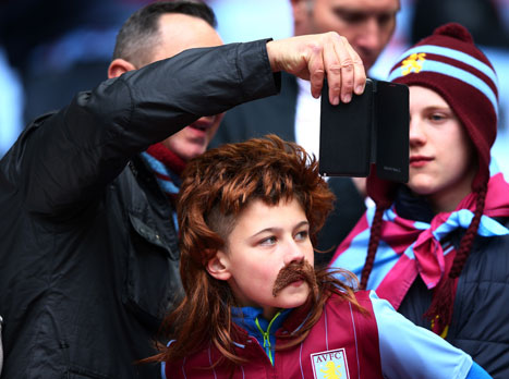 השקיעו בתפאורה (getty)