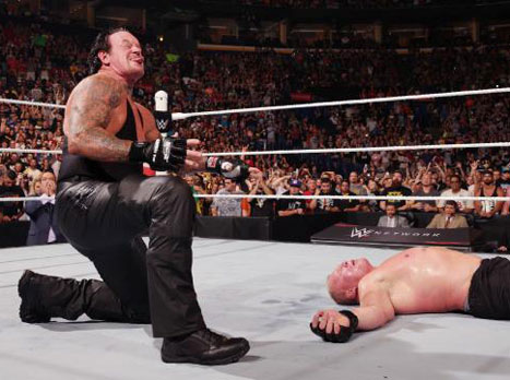 אחרי שנה וחצי, אנדרטייקר נזכר לנקום (WWE.COM)