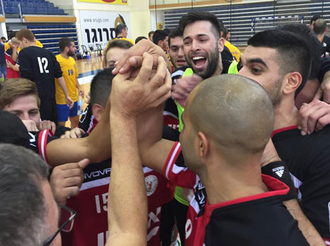 רוצים לחזור לחייך. שחקני אשדוד (פייסבוק)