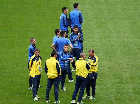 שחקני רומניה התרגשו בפתיחה (gettyimages)