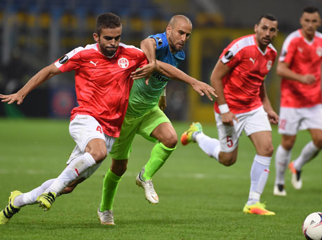 ויטור עוצר את פלאסיו ואינטר (GETTY)