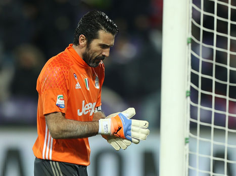 בופון. בעונה שעברה הכפפות לא התלכלכו (Getty)