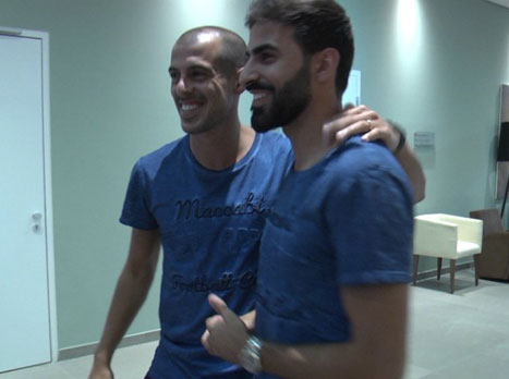 בן חיים עם דוידזאדה. בקרוב יעזוב את מכבי ת"א (האתר הרשמי)