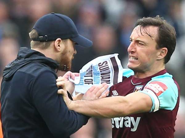 מהומות על הדשא (Getty)