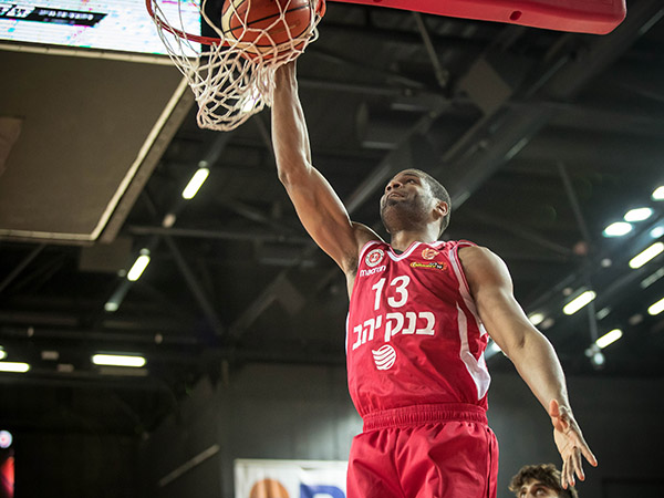 שואו טיים של רוברטס (מנהלת הליגה)