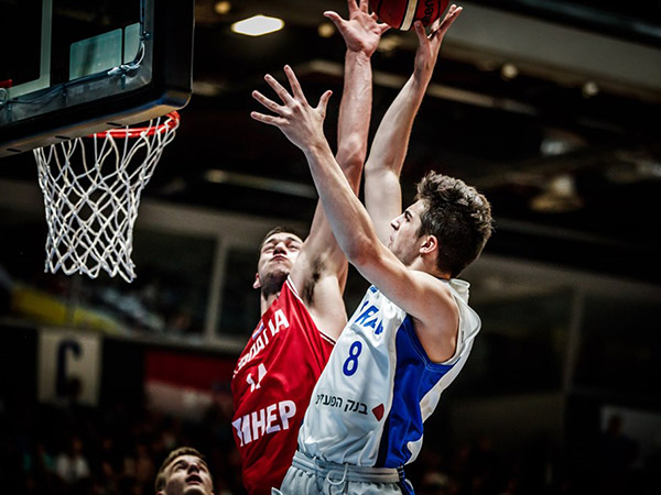 אבדיה. מחצית ראשונה נהדרת שלו (FIBA)