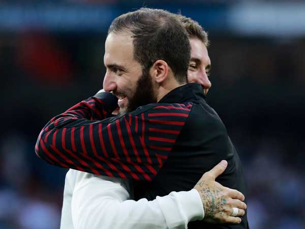 היגוואין חזר לברנבאו (Getty)